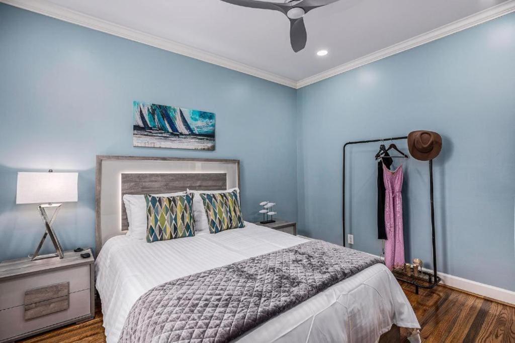 Luxury Designer Villa By The Beach Bright Beautiful Brand New Galveston Exteriör bild